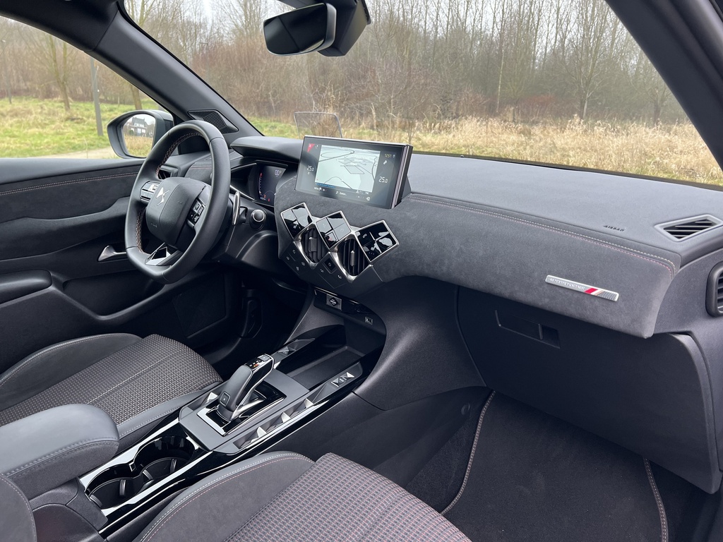 DS3 CROSSBACK Performance Line Plus 1.2i 155pk 202 Camera GPS Garantie